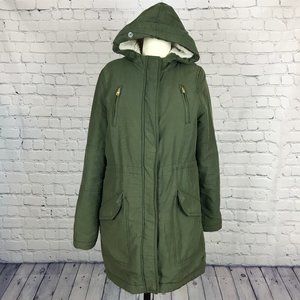 American Eagle Olive Green Sherpa Lined Parka